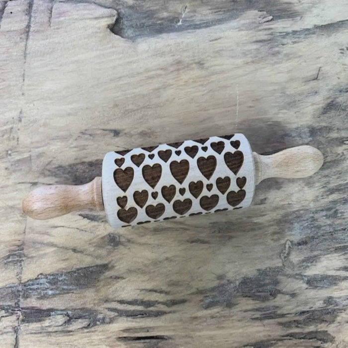 Biscuit Roller - Hearts