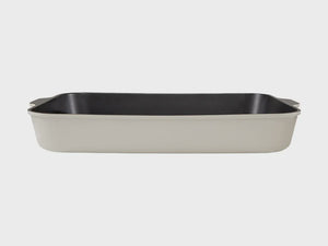 Cast Lite Non-Stick Roaster 38cm Ecru