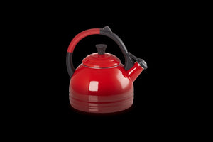 Traditional Kettle 2.1L Cerise